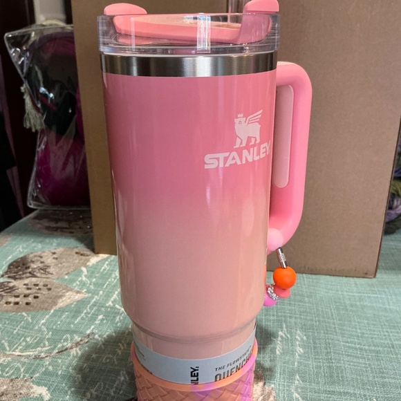 STANLEY PINK MESA SUNSET NEW WITH ACCESSORIES - Picture 5 of 7